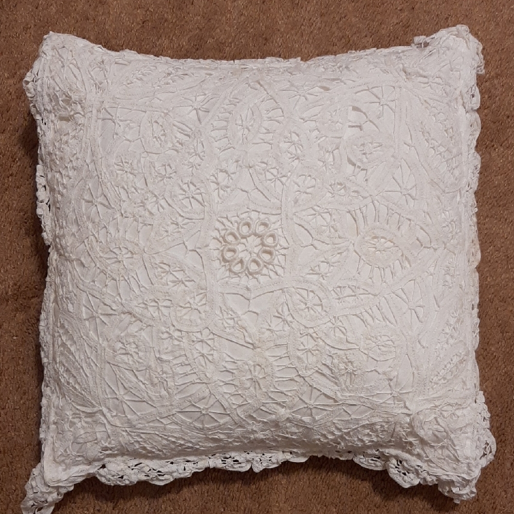 Elegant Lace Throw Pillow